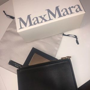 ✨✨MaxMara wallet and mirror